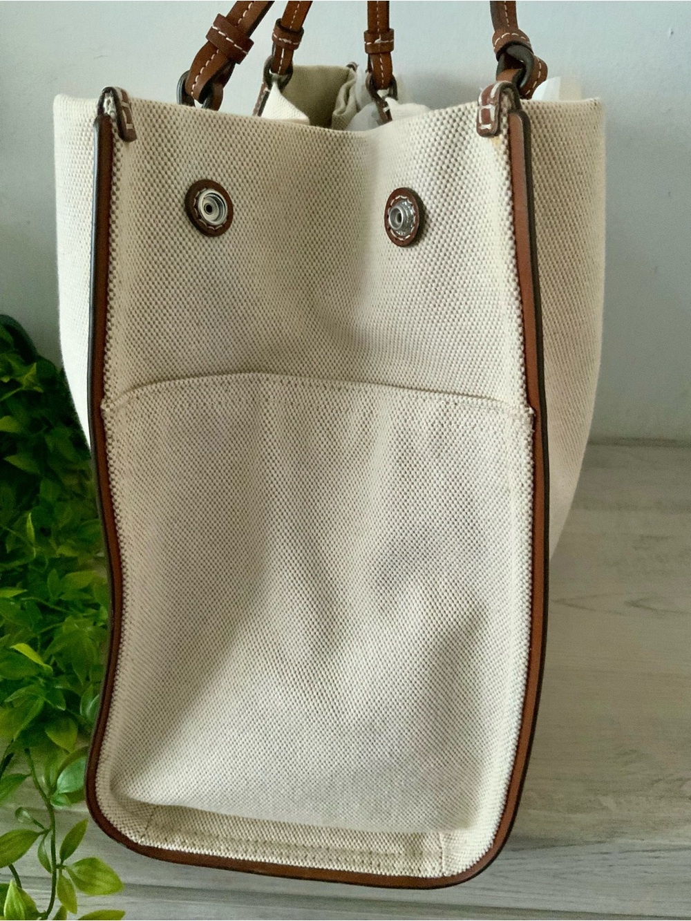 TORY BURCH ELLA CANVAS & LEATHER TOTE BAG EXC CONDITION - Picture 9 of 16
